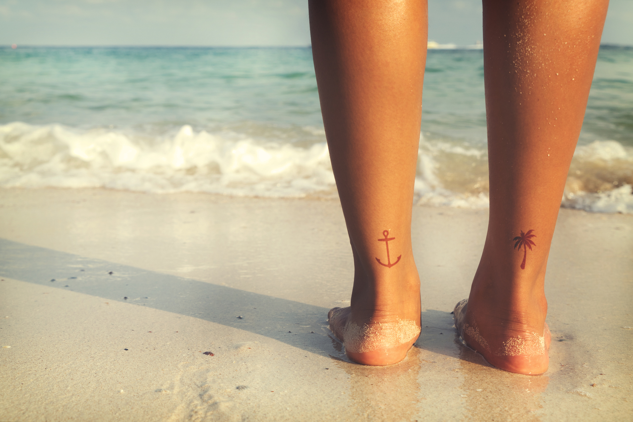Tatuagem de henna na praia pode ser perigosa para a saúde