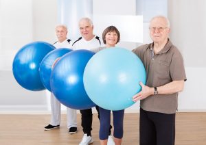 Entenda como o Pilates pode ajudar na flexibilidade e equilíbrio dos idosos